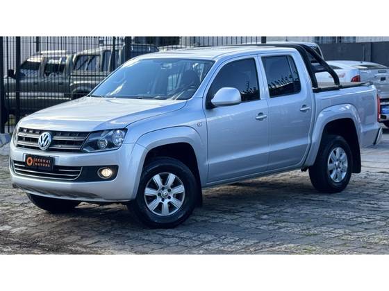VOLKSWAGEN AMAROK 2.0 TRENDLINE 4X4 CD 16V TURBO INTERCOOLER DIESEL 4P MANUAL VOLKSWAGEN AMAROK 2.0 TRENDLINE 4X4 CD 16V TURBO INTERCOOLER DIESEL 4P MANUAL